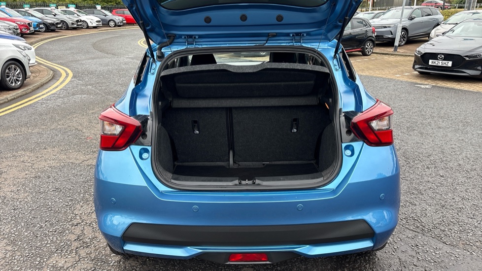 Nissan Micra 0.9 IG-T Tekna 5dr Petrol Hatchback - Image 43