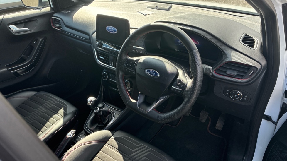 Ford Puma 1.0 EcoBoost Hybrid mHEV 155 ST-Line X 5dr Petrol Hatchback - Image 11