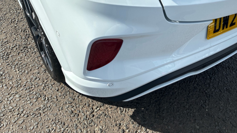 Ford Puma 1.0 EcoBoost Hybrid mHEV 155 ST-Line X 5dr Petrol Hatchback - Image 44