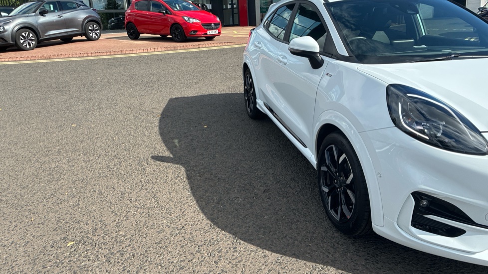 Ford Puma 1.0 EcoBoost Hybrid mHEV 155 ST-Line X 5dr Petrol Hatchback - Image 57