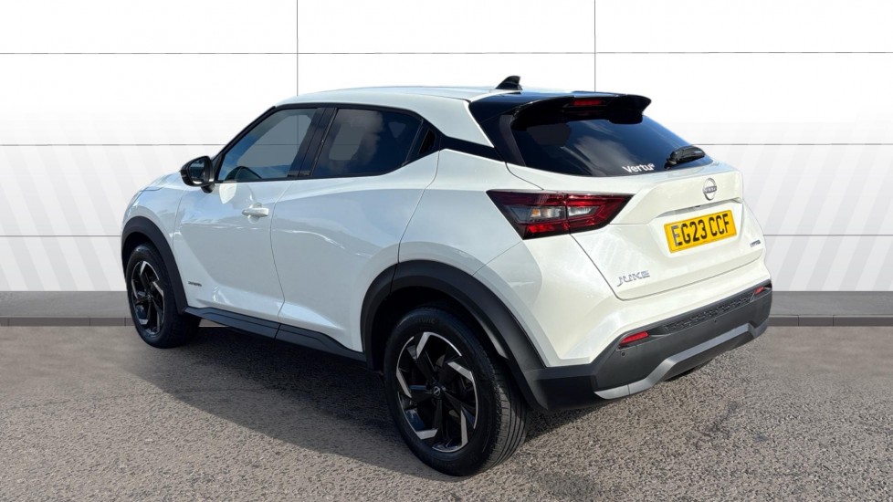 Nissan Juke 1.6 Hybrid N-Connecta 5dr Auto Hybrid Hatchback - Image 2