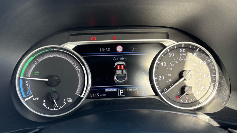 Nissan Juke 1.6 Hybrid N-Connecta 5dr Auto Hybrid Hatchback - Image 18