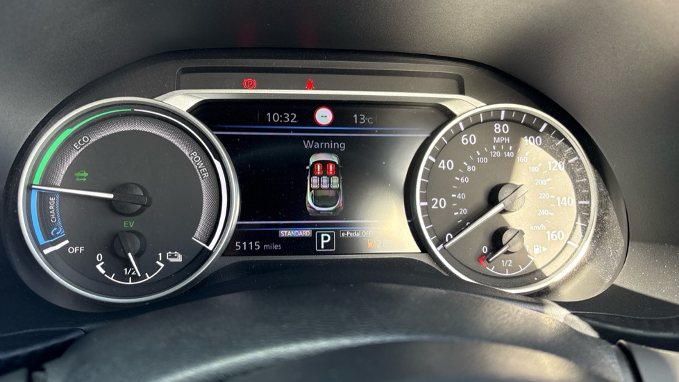 Nissan Juke 1.6 Hybrid N-Connecta 5dr Auto Hybrid Hatchback - Image 25