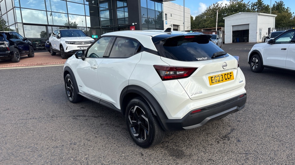 Nissan Juke 1.6 Hybrid N-Connecta 5dr Auto Hybrid Hatchback - Image 40