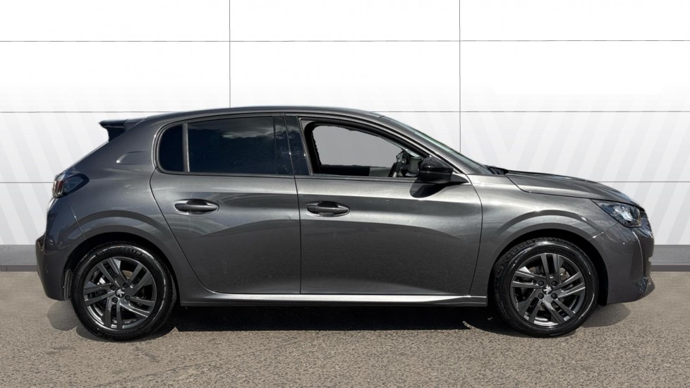Peugeot 208 1.2 PureTech 100 Allure Premium + 5dr EAT8 Petrol Hatchback - Image 5