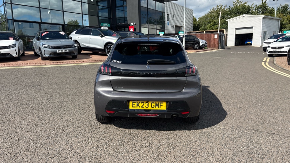 Peugeot 208 1.2 PureTech 100 Allure Premium + 5dr EAT8 Petrol Hatchback - Image 34
