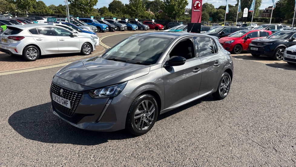 Peugeot 208 1.2 PureTech 100 Allure Premium + 5dr EAT8 Petrol Hatchback - Image 45