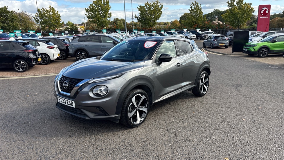 Nissan Juke 1.0 DiG-T 114 Tekna 5dr Petrol Hatchback - Image 32