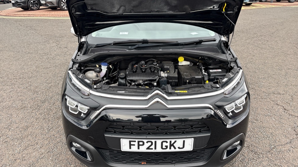 Citroen C3 1.2 PureTech Shine 5dr Petrol Hatchback - Image 8