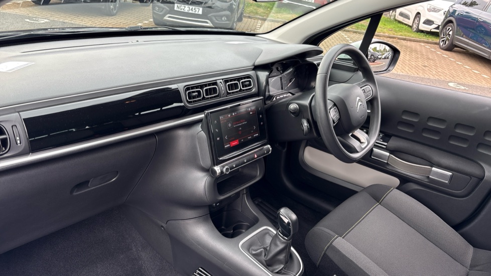 Citroen C3 1.2 PureTech Shine 5dr Petrol Hatchback - Image 9