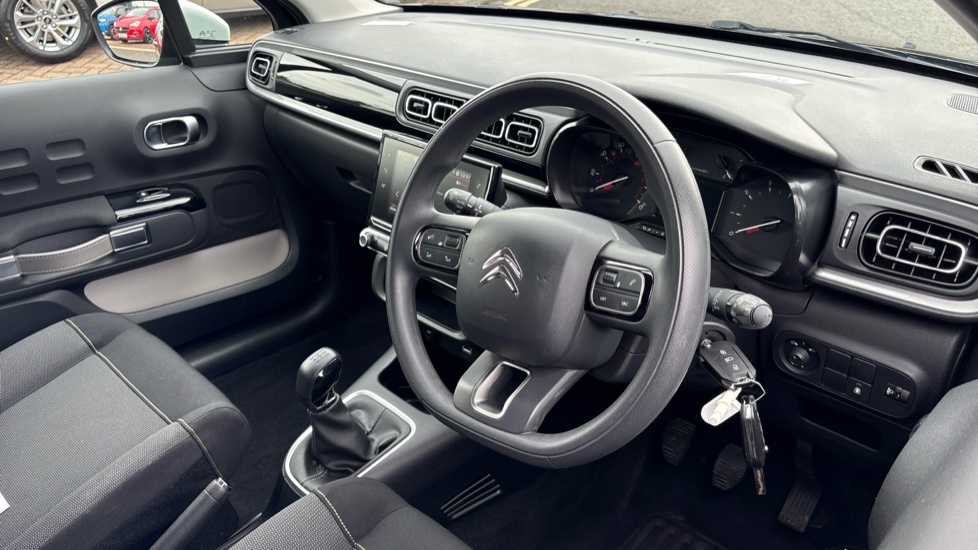 Citroen C3 1.2 PureTech Shine 5dr Petrol Hatchback - Image 11