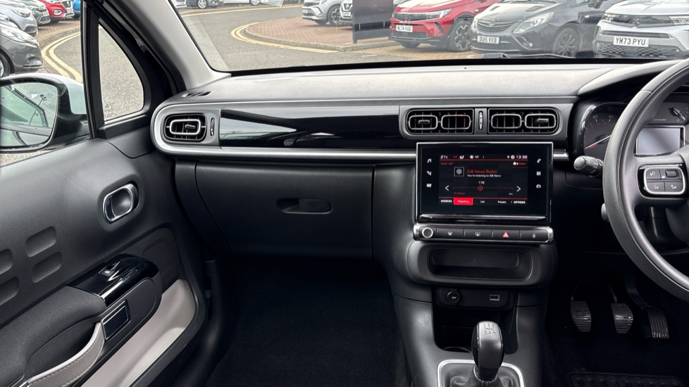 Citroen C3 1.2 PureTech Shine 5dr Petrol Hatchback - Image 14