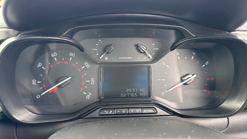 Citroen C3 1.2 PureTech Shine 5dr Petrol Hatchback - Image 18