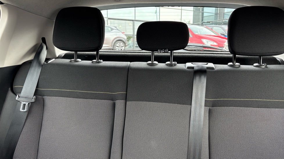 Citroen C3 1.2 PureTech Shine 5dr Petrol Hatchback - Image 27