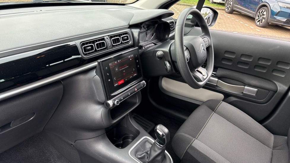 Citroen C3 1.2 PureTech Shine 5dr Petrol Hatchback - Image 28