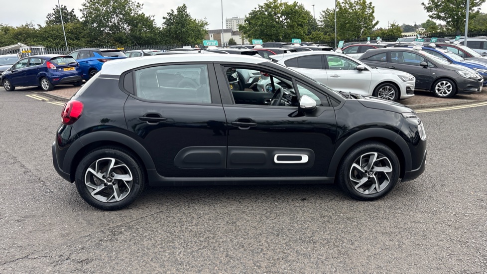 Citroen C3 1.2 PureTech Shine 5dr Petrol Hatchback - Image 36