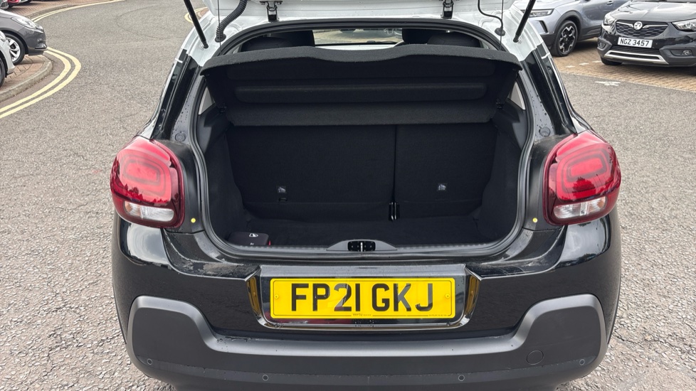 Citroen C3 1.2 PureTech Shine 5dr Petrol Hatchback - Image 42