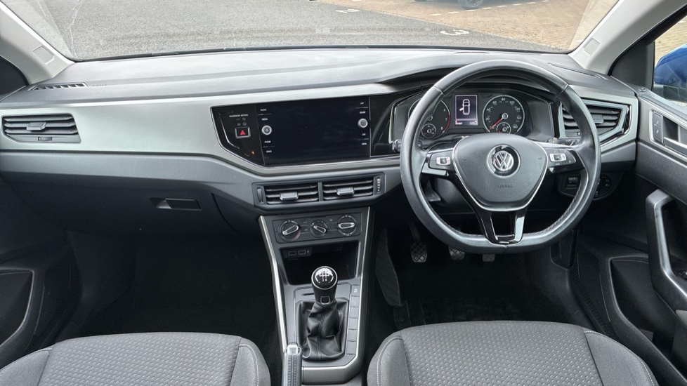 Volkswagen Polo 1.0 SE 5dr Petrol Hatchback - Image 10