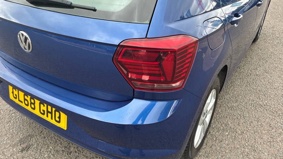 Volkswagen Polo 1.0 SE 5dr Petrol Hatchback - Image 39