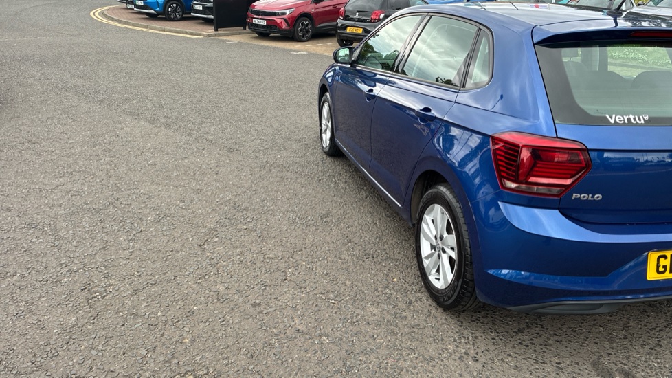 Volkswagen Polo 1.0 SE 5dr Petrol Hatchback - Image 45