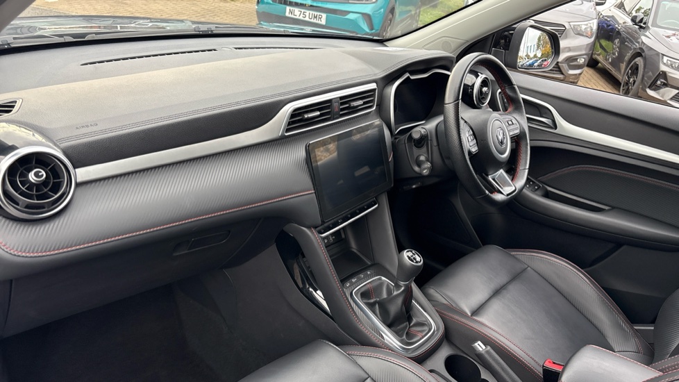MG ZS 1.5 VTi-TECH Exclusive 5dr Petrol Hatchback - Image 9