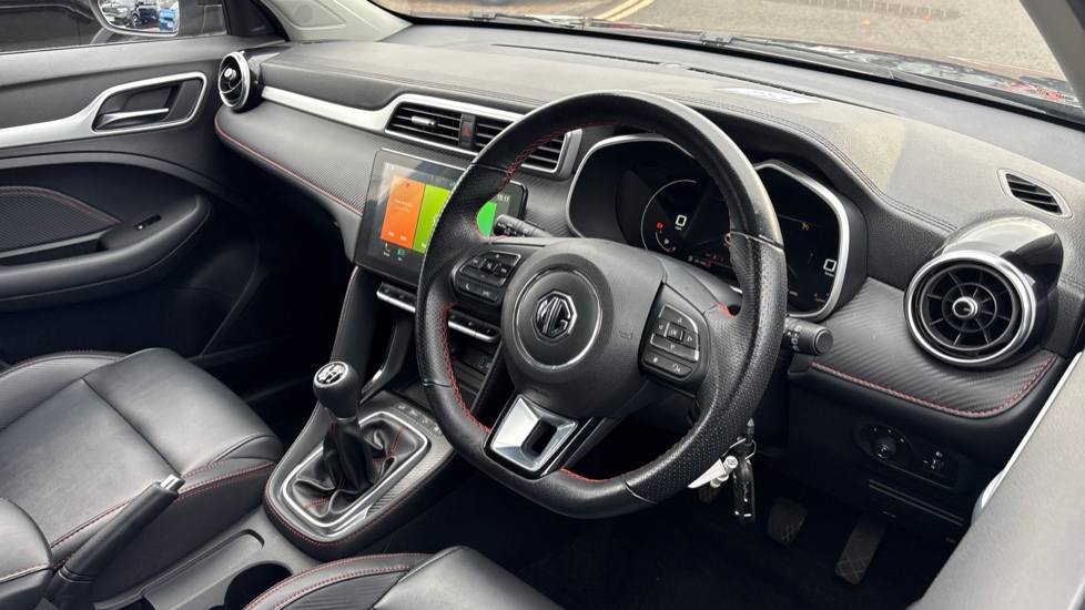 MG ZS 1.5 VTi-TECH Exclusive 5dr Petrol Hatchback - Image 38