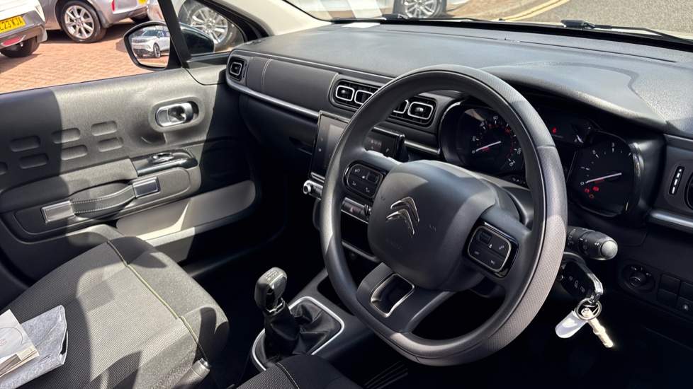 Citroen C3 1.2 PureTech C-Series Edition 5dr Petrol Hatchback - Image 11