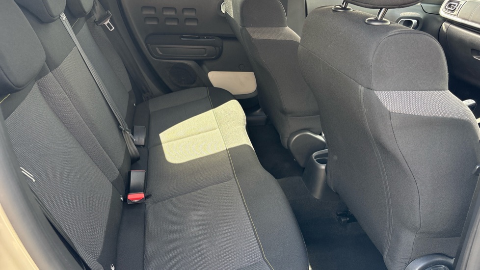 Citroen C3 1.2 PureTech C-Series Edition 5dr Petrol Hatchback - Image 37