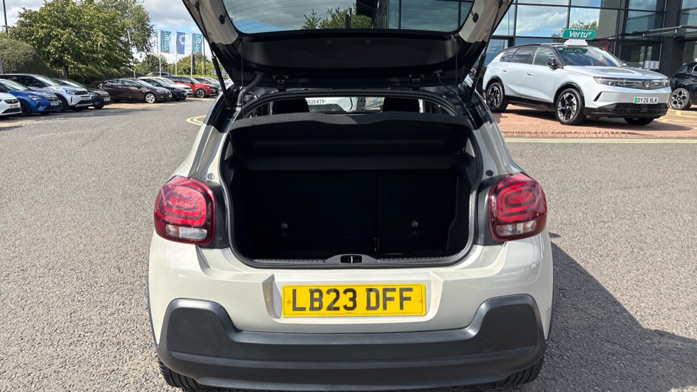 Citroen C3 1.2 PureTech C-Series Edition 5dr Petrol Hatchback - Image 41