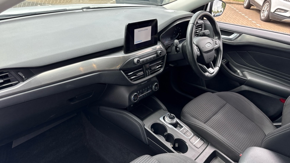 Ford Focus 1.0 EcoBoost 125 Titanium 5dr Auto Petrol Hatchback - Image 9