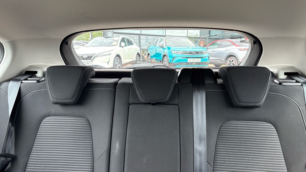Ford Focus 1.0 EcoBoost 125 Titanium 5dr Auto Petrol Hatchback - Image 15