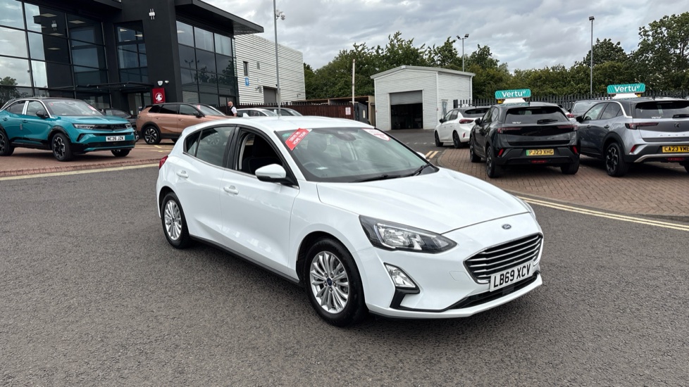 Ford Focus 1.0 EcoBoost 125 Titanium 5dr Auto Petrol Hatchback - Image 33