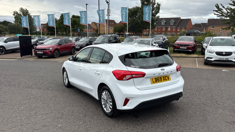 Ford Focus 1.0 EcoBoost 125 Titanium 5dr Auto Petrol Hatchback - Image 39