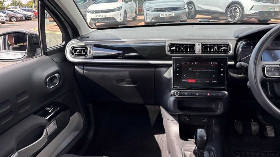 Citroen C3 1.2 PureTech Sense 5dr Petrol Hatchback - Image 14