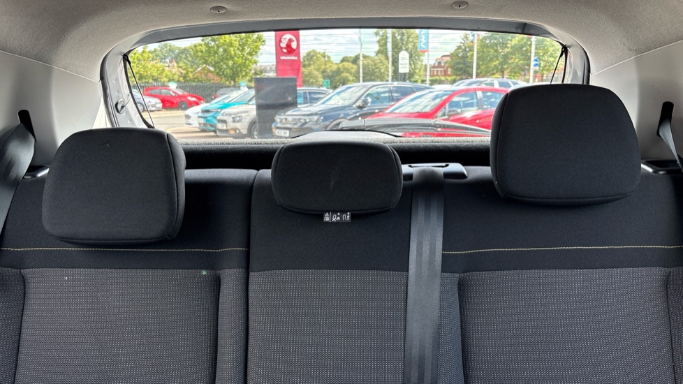 Citroen C3 1.2 PureTech Sense 5dr Petrol Hatchback - Image 26