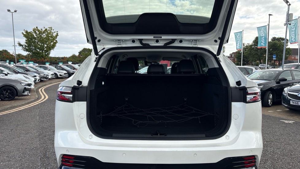 MG HS 1.5 T-GDI Trophy 5dr Petrol Hatchback - Image 4