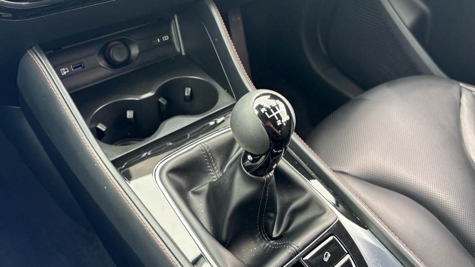 MG HS 1.5 T-GDI Trophy 5dr Petrol Hatchback - Image 13