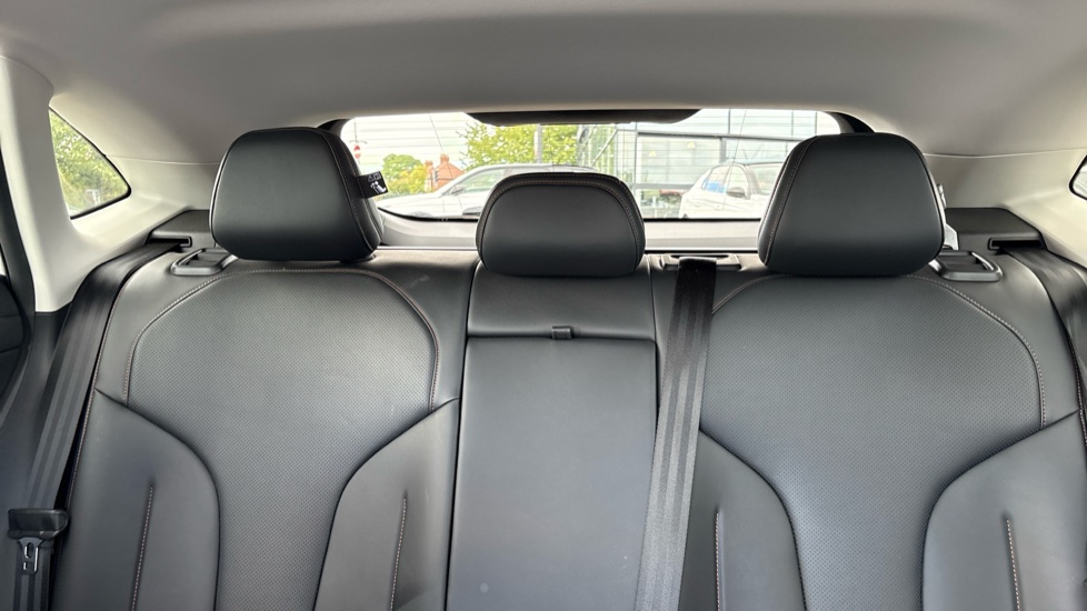 MG HS 1.5 T-GDI Trophy 5dr Petrol Hatchback - Image 26