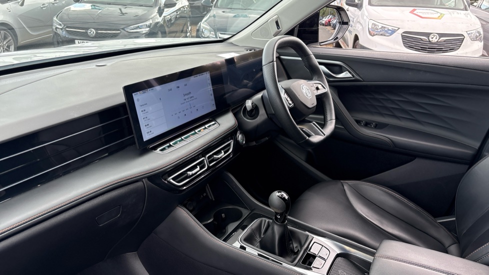 MG HS 1.5 T-GDI Trophy 5dr Petrol Hatchback - Image 27