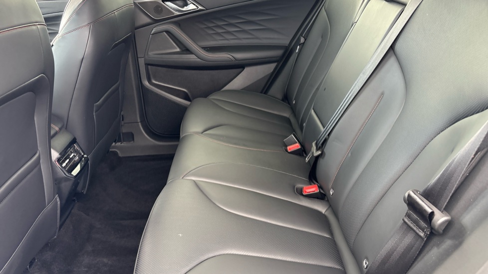 MG HS 1.5 T-GDI Trophy 5dr Petrol Hatchback - Image 29