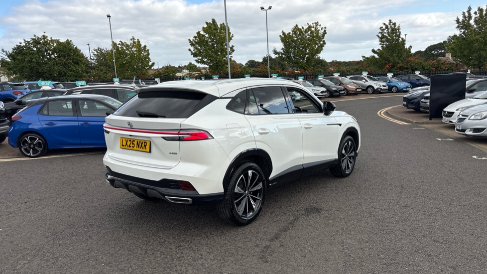 MG HS 1.5 T-GDI Trophy 5dr Petrol Hatchback - Image 39
