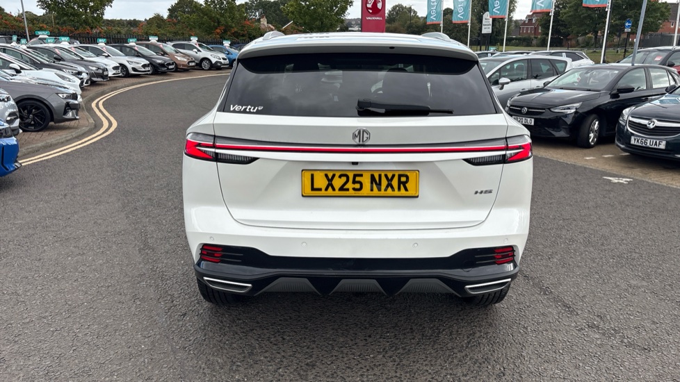 MG HS 1.5 T-GDI Trophy 5dr Petrol Hatchback - Image 41