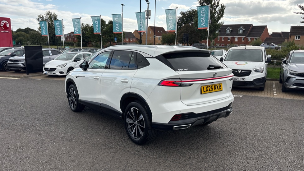 MG HS 1.5 T-GDI Trophy 5dr Petrol Hatchback - Image 42