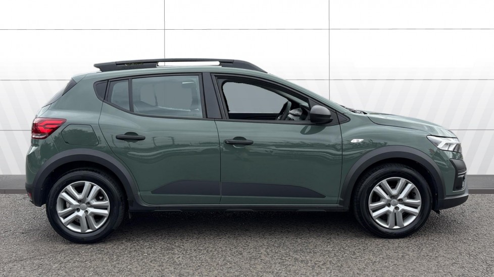 Dacia Sandero Stepway 1.0 TCe Essential 5dr Bi Fuel Hatchback - Image 5