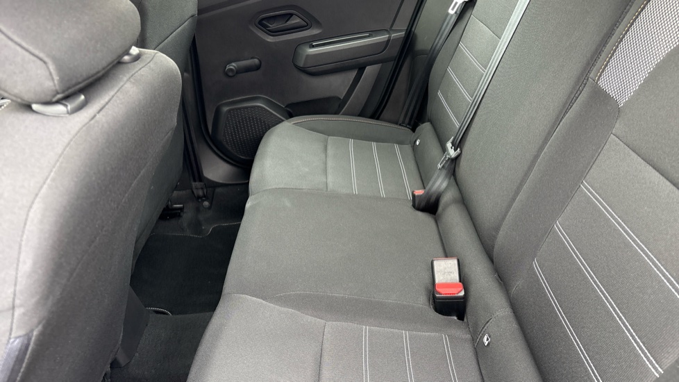Dacia Sandero Stepway 1.0 TCe Essential 5dr Bi Fuel Hatchback - Image 16