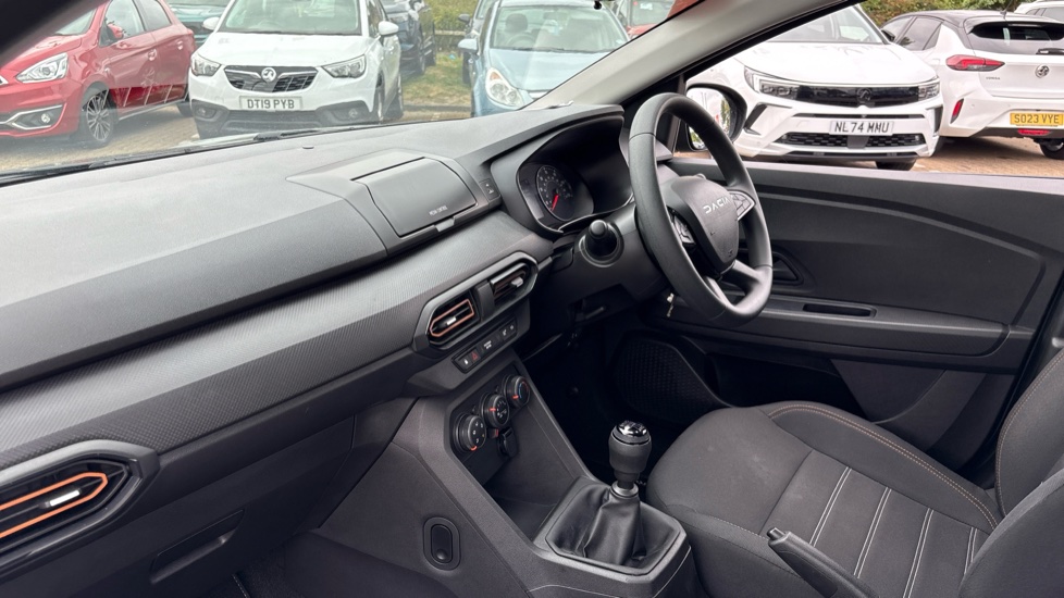 Dacia Sandero Stepway 1.0 TCe Essential 5dr Bi Fuel Hatchback - Image 25