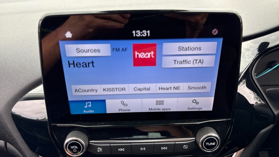 Ford Fiesta 1.0 EcoBoost Trend 5dr Petrol Hatchback - Image 24