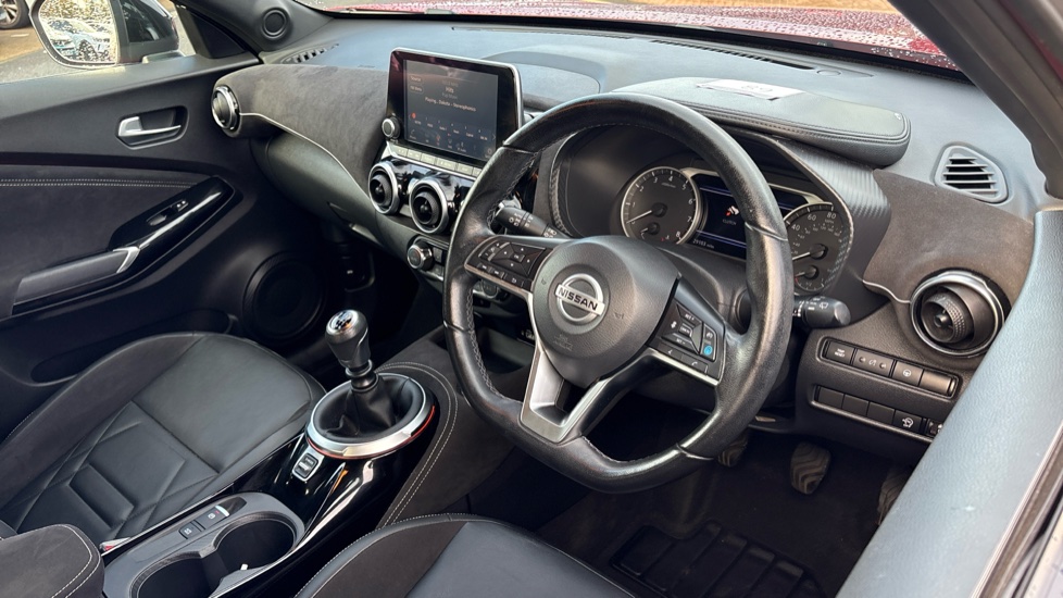 Nissan Juke 1.0 DiG-T 114 Tekna+ 5dr Petrol Hatchback - Image 11