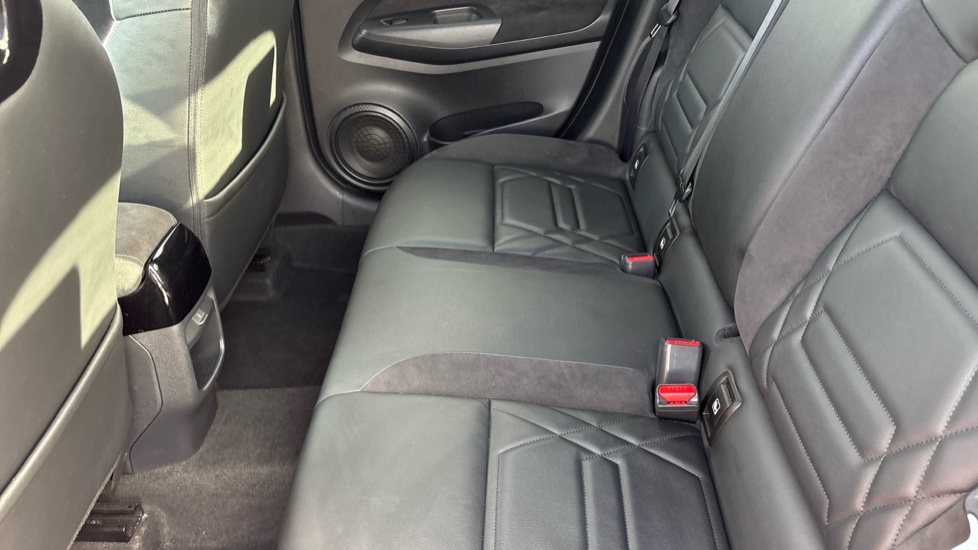 Nissan Juke 1.0 DiG-T 114 Tekna+ 5dr Petrol Hatchback - Image 30