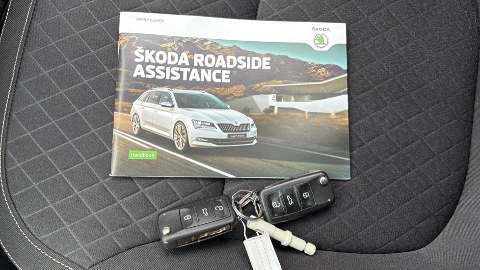 Skoda Yeti Outdoor 2.0 TDI CR SE Drive 5dr Diesel Estate - Image 19